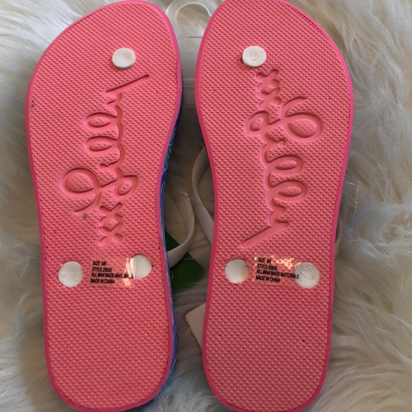 Lilly Pulitzer Jet Stream Flip Flop Pool Sandal - Picture 4 of 5